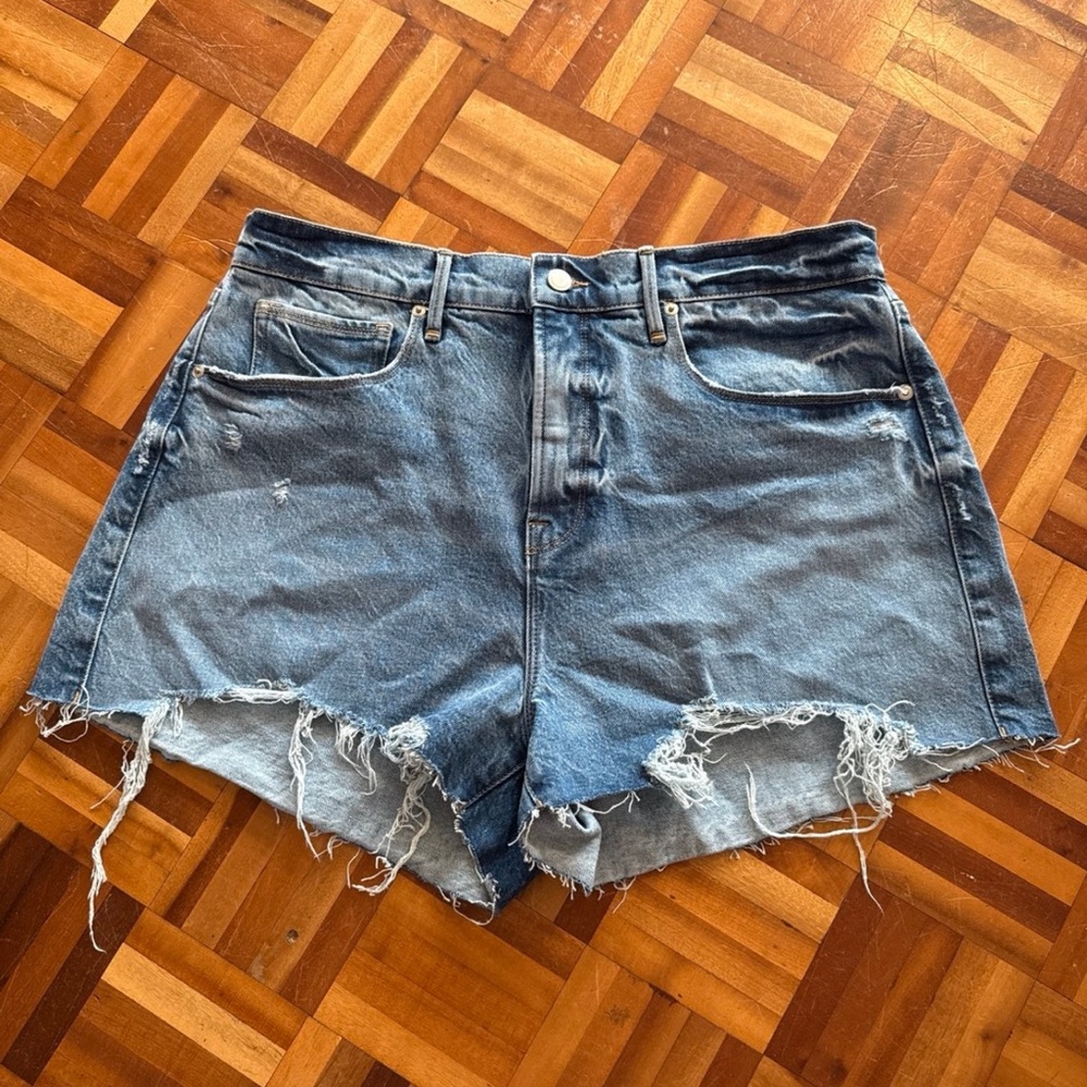 Good American Blue Distressed Jean Shorts 12/31